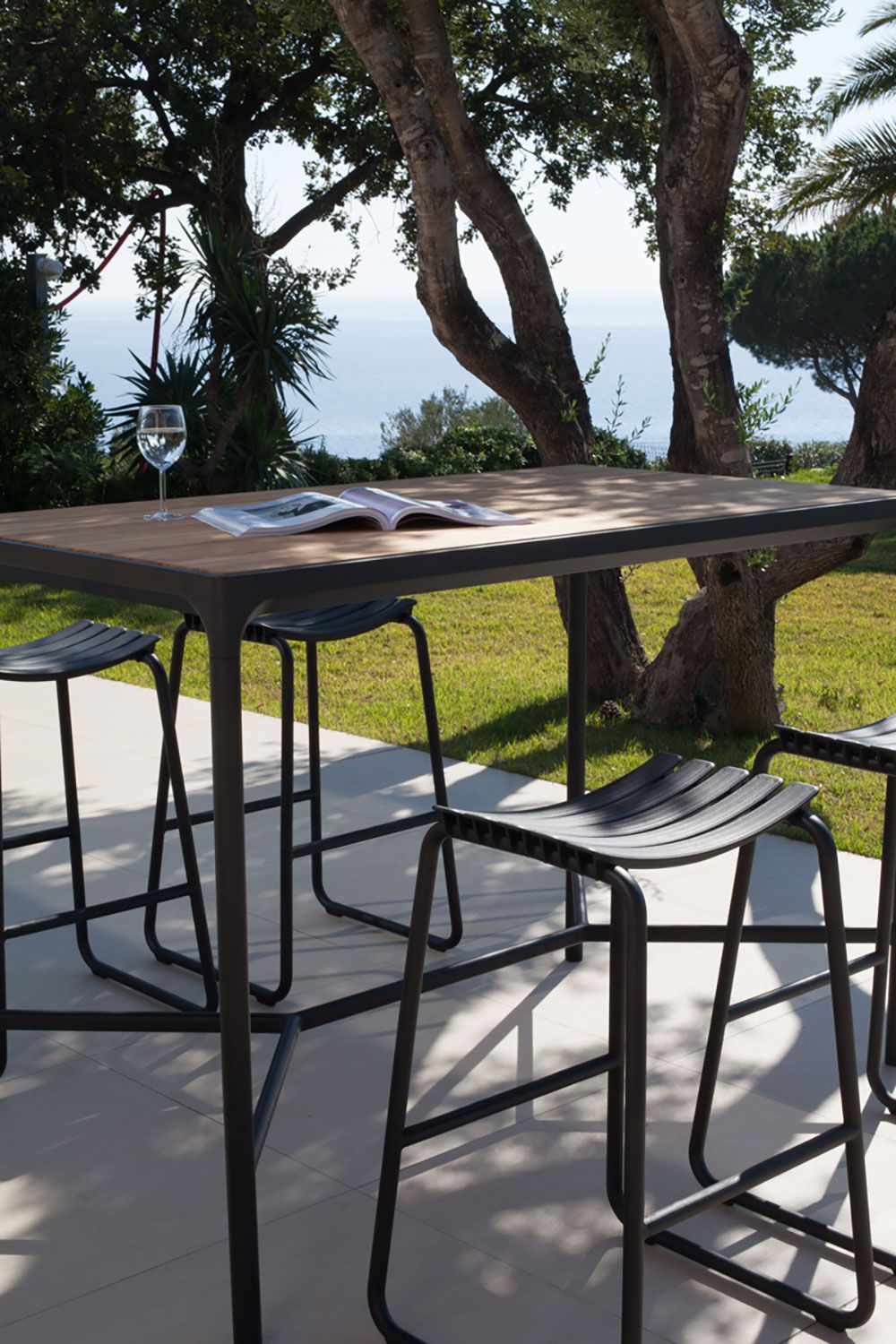 Four barbord 160x90 cm svart / bamboo aluminium