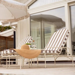 Arts solsäng Soft White / Blue Stripes