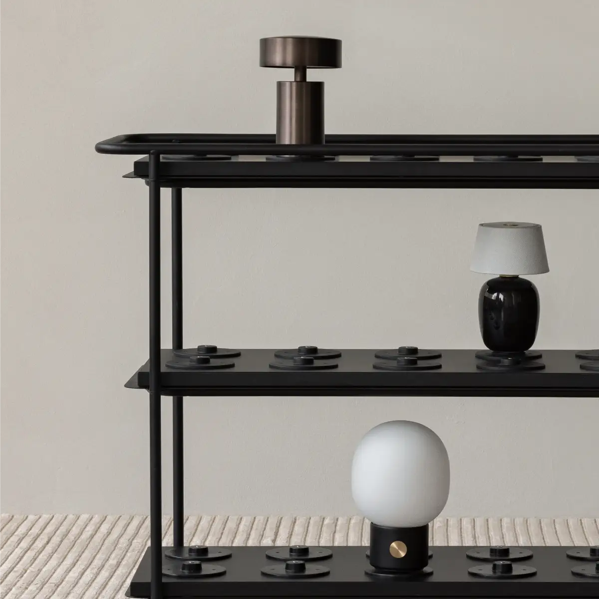 Torso Portabel Lampa Svart