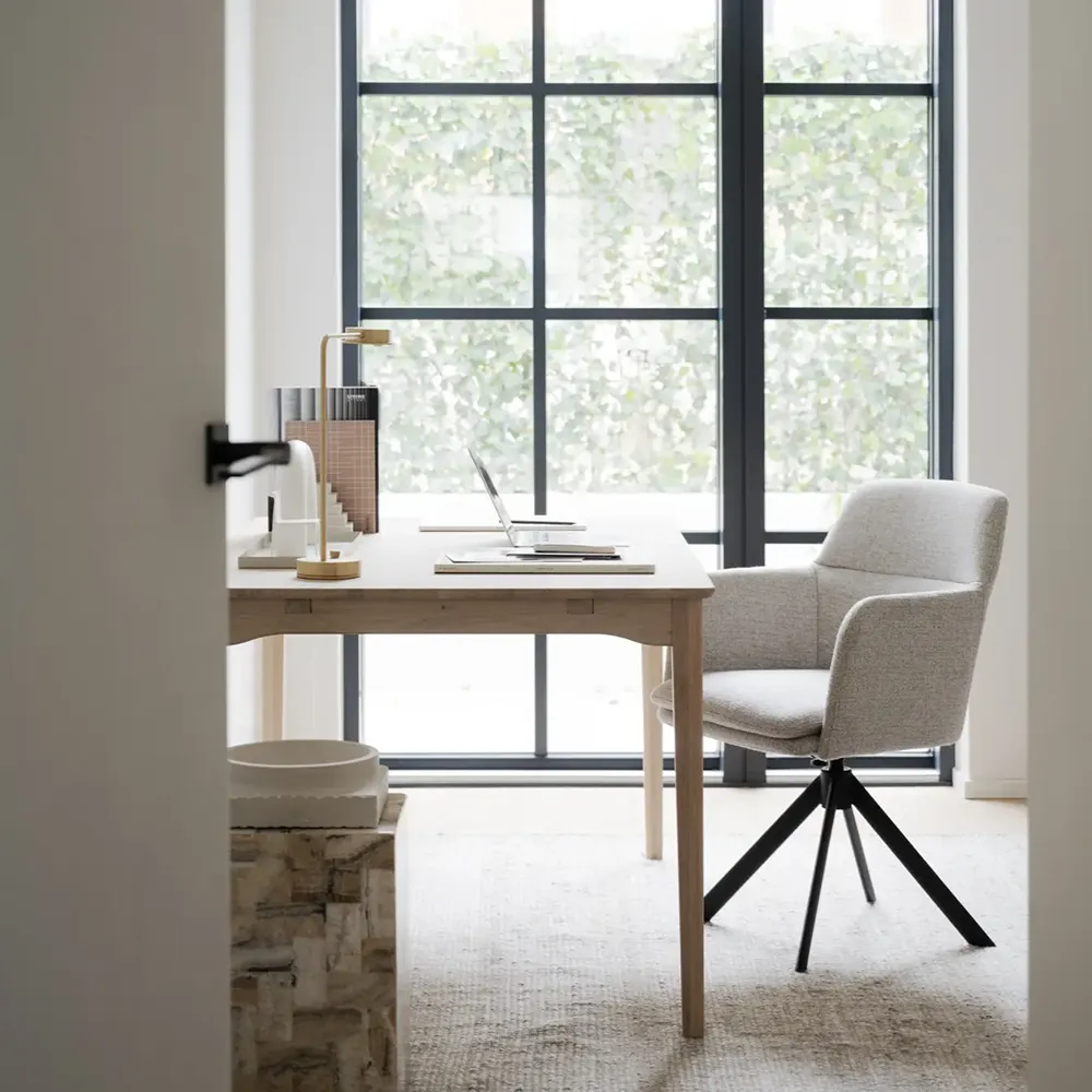 Gladstone karmstol ljusbeige