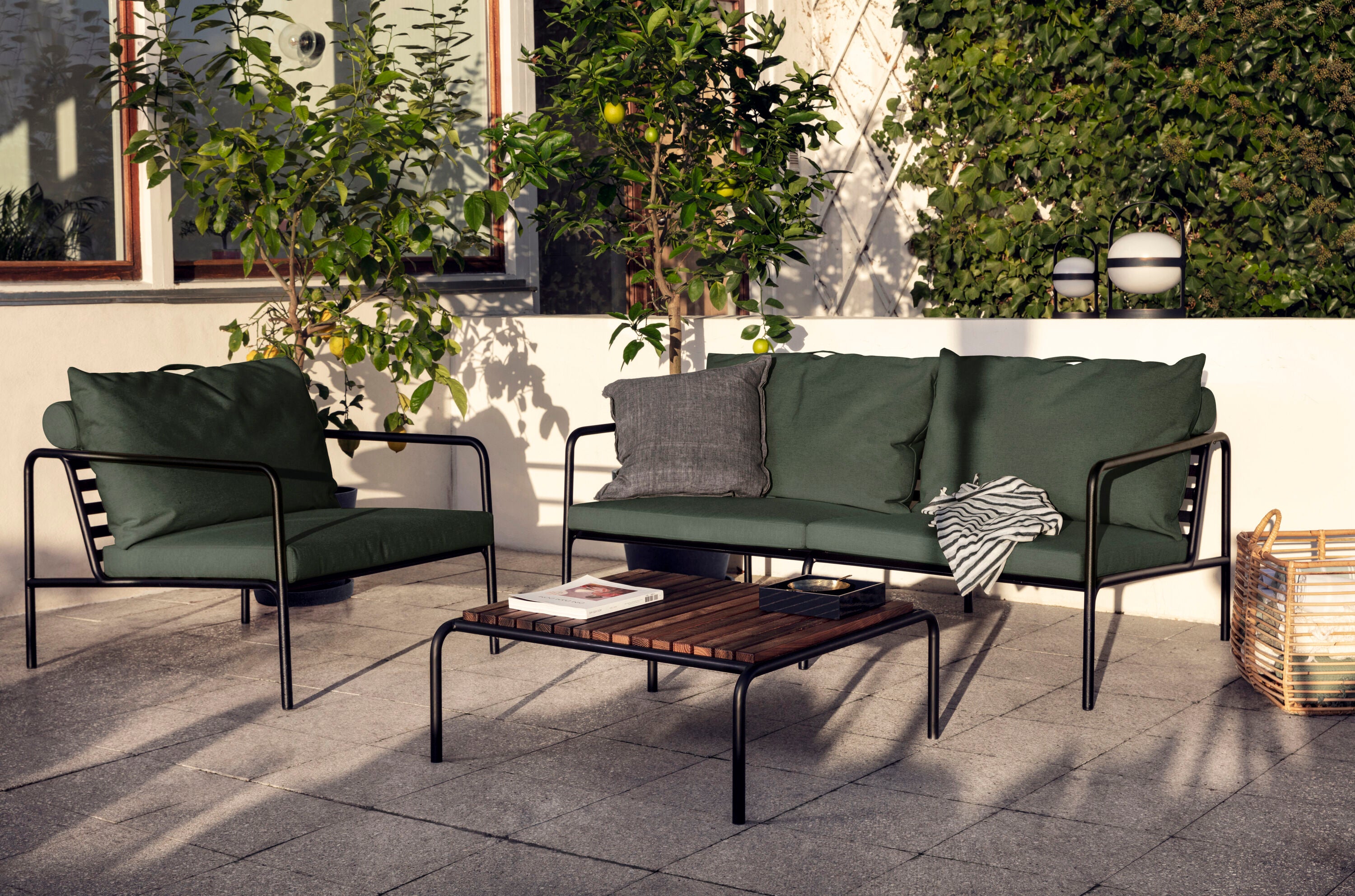 Avon soffa mörkgrön