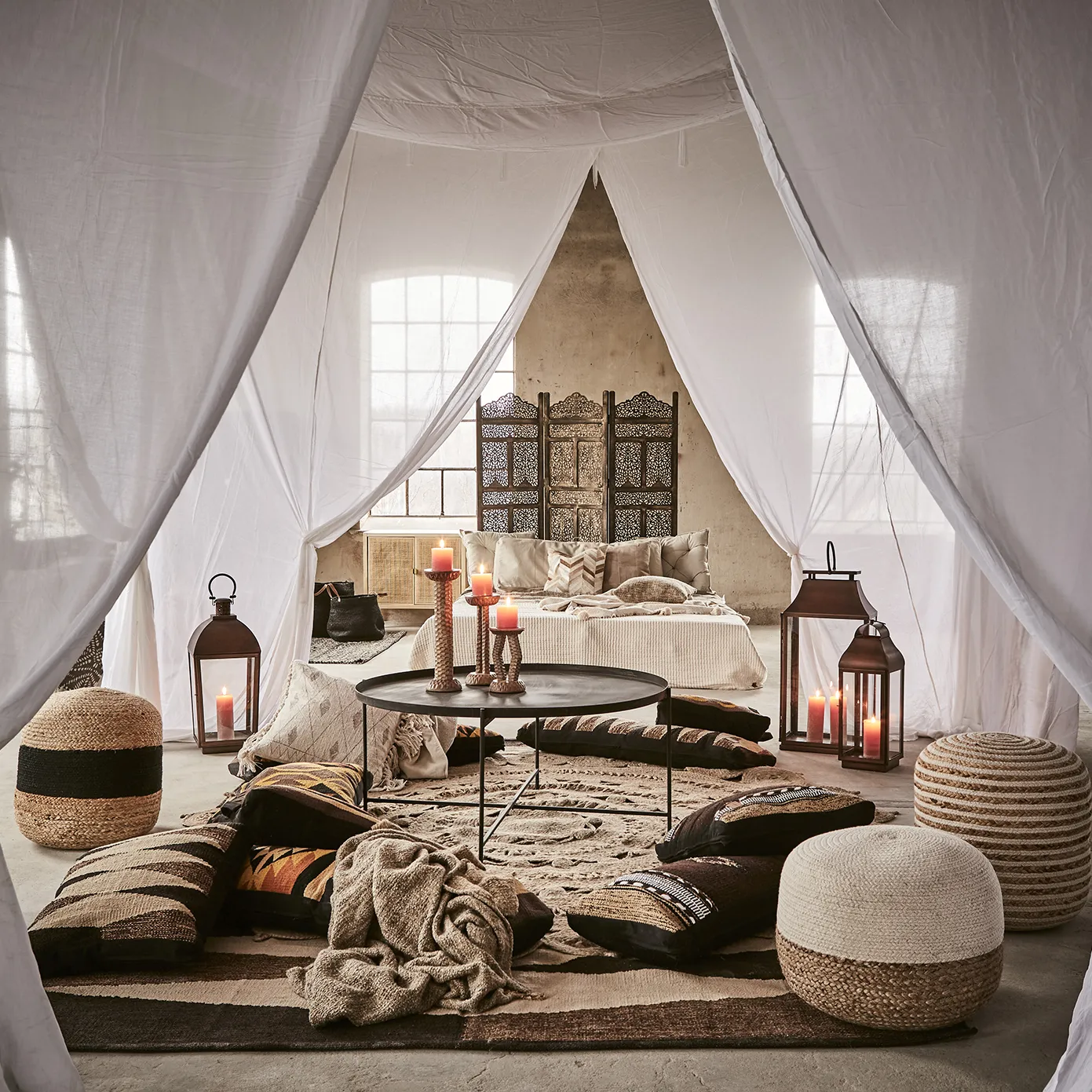 THOMAS bord svart Ø102 cm