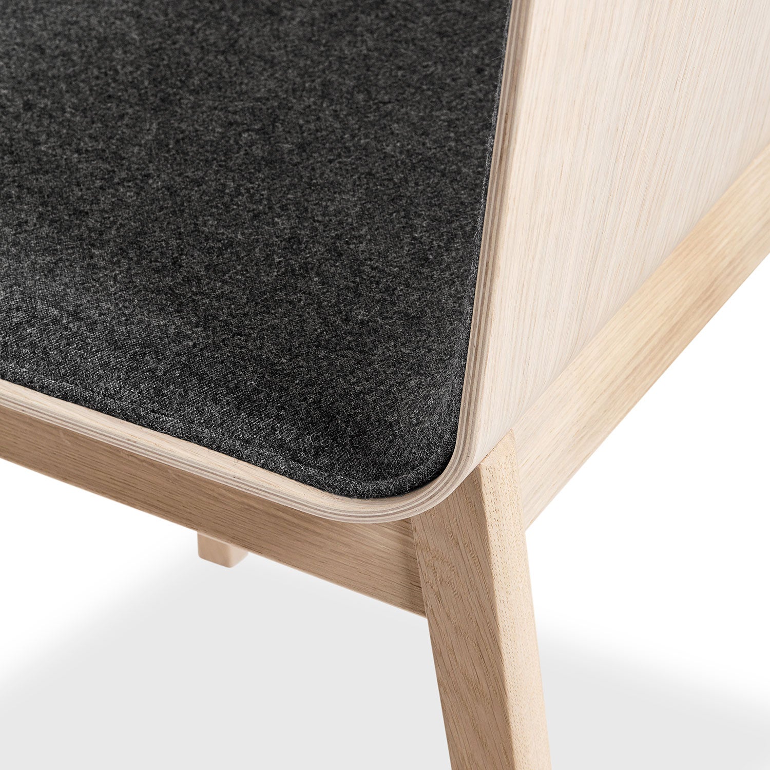 Sm807 stol med tyg i kategori 1