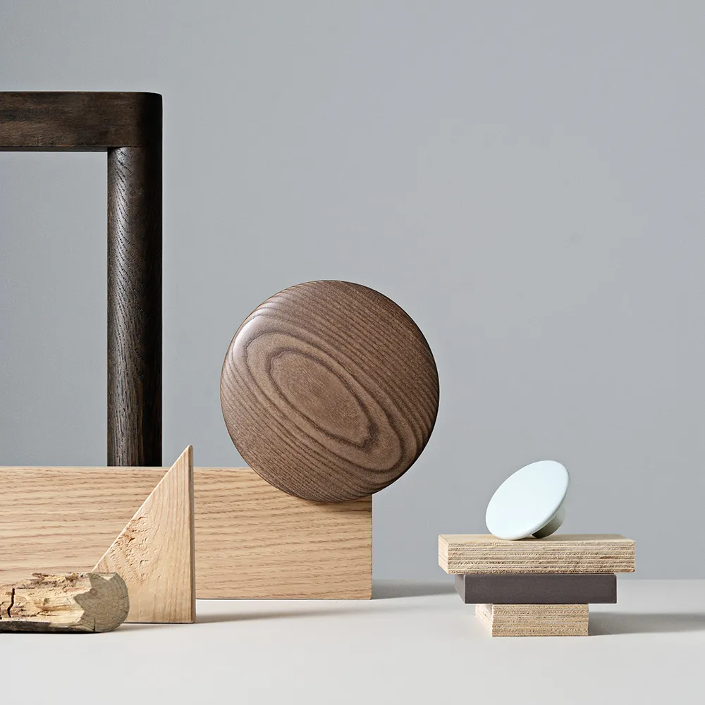 Dots Wood Ø13 cm - Stained Dark Brown