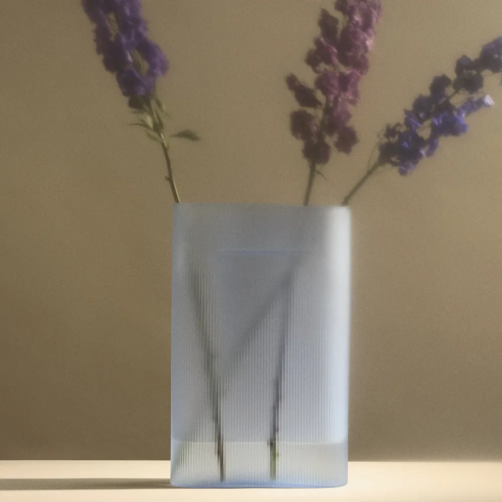 Ridge Vas H: 35 cm Light Blue Frosted