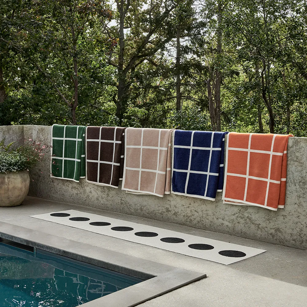 Vävd filt i lammull Criss Dark Brown