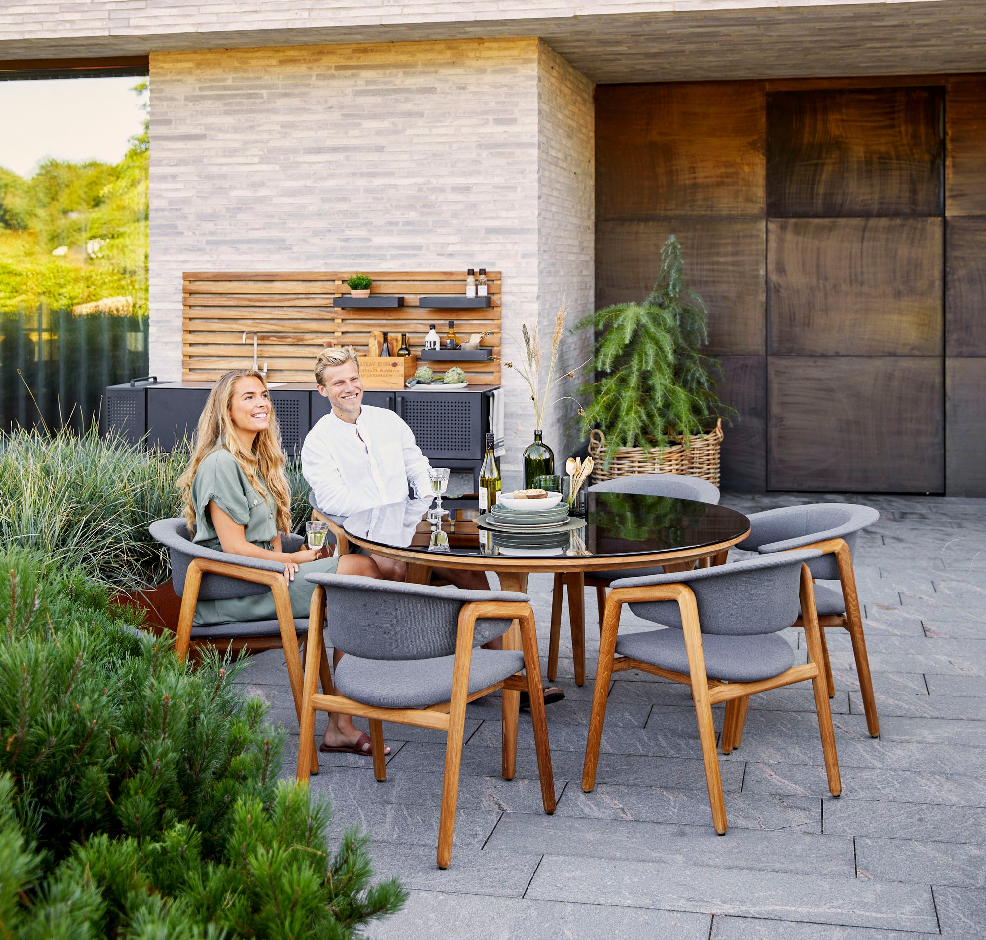 Aspect Matbord 144 cm Teak 