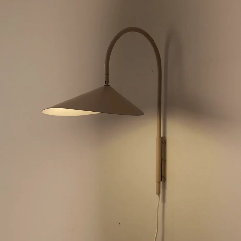 Arum Swivel Vägglampa - Cashmere