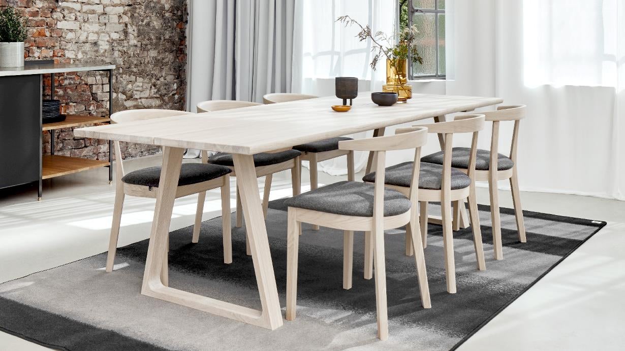 Sm52 stol med tyg i kategori 1 