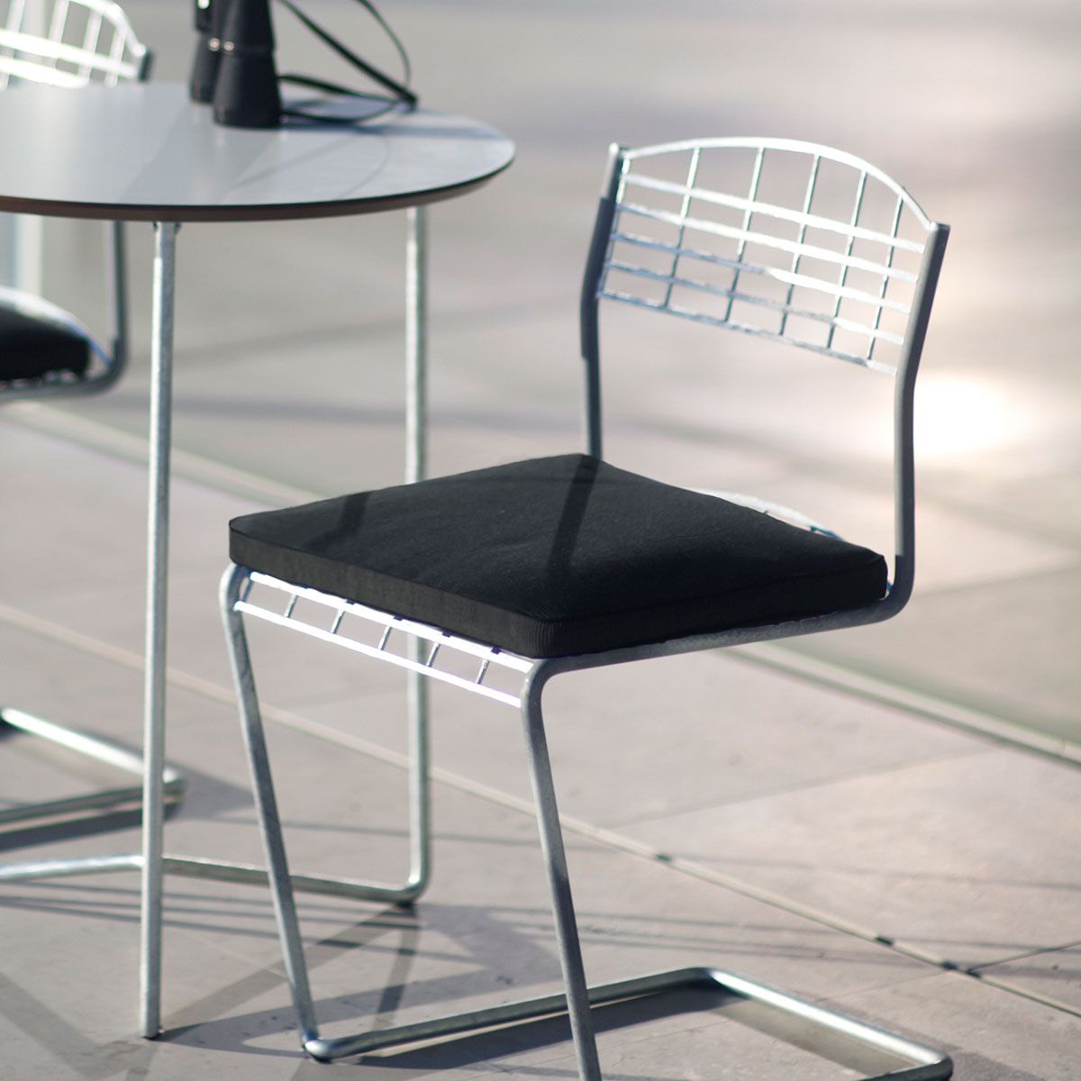 High Tech Cafégrupp Svart