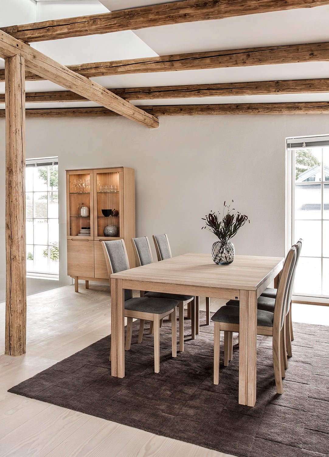 Sm307 Vitrinskåp Valnöt Naturolja 98X41X182Cm 