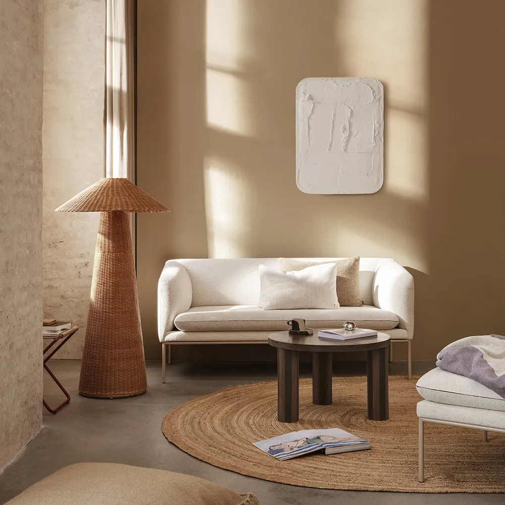 Post Soffbord  Ø65 cm - Lines