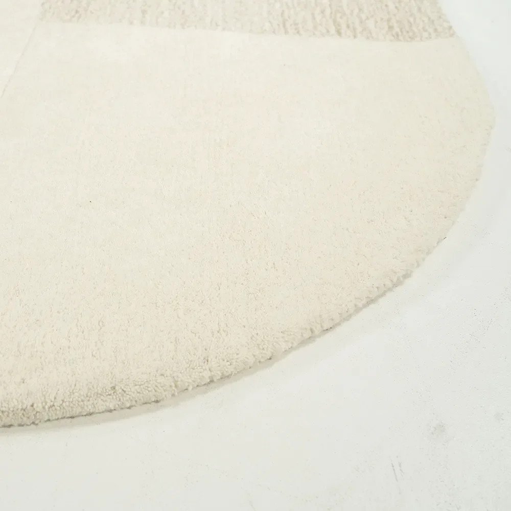 Ullmatta Contour Off-White 290x190 cm