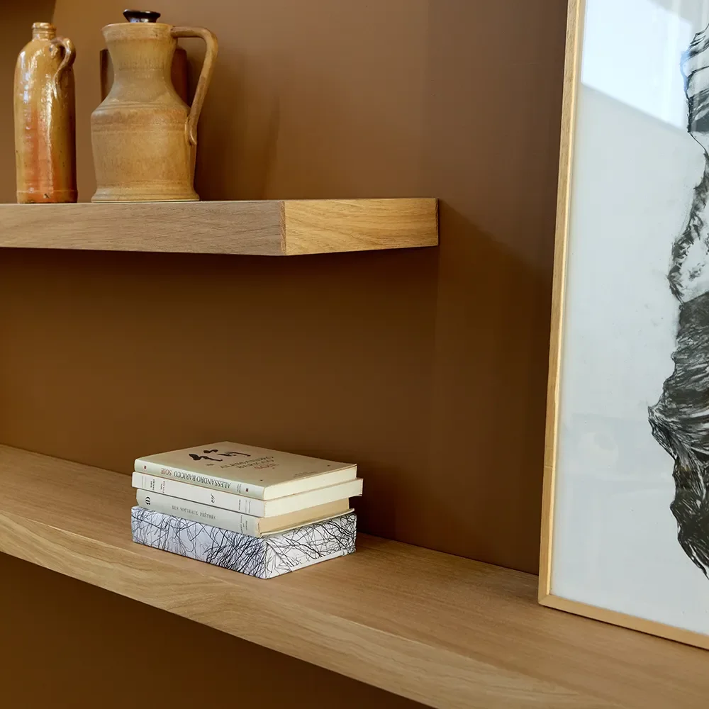 Vägghylla ek 140x22 cm