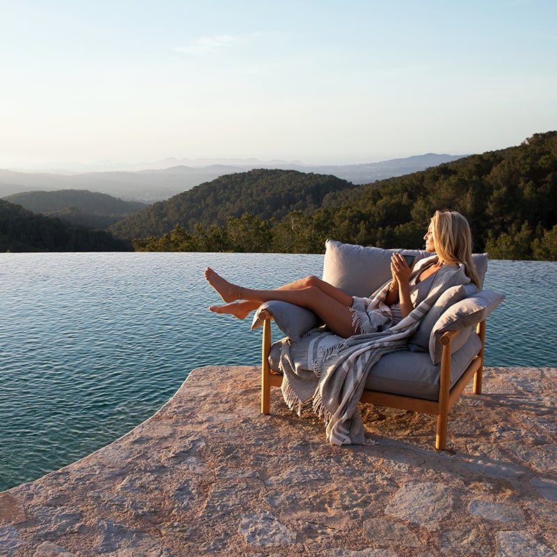 TIBBO loungefåtölj teak 