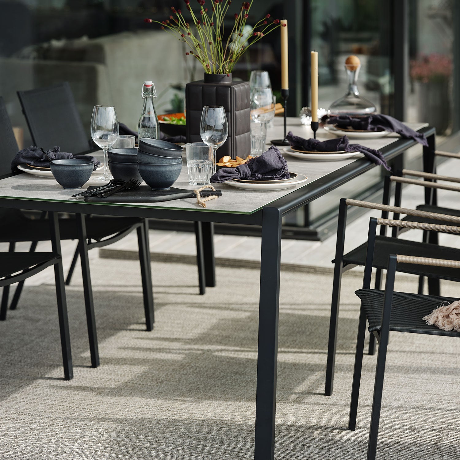 Lyra matbord 100x220 cm med glas 