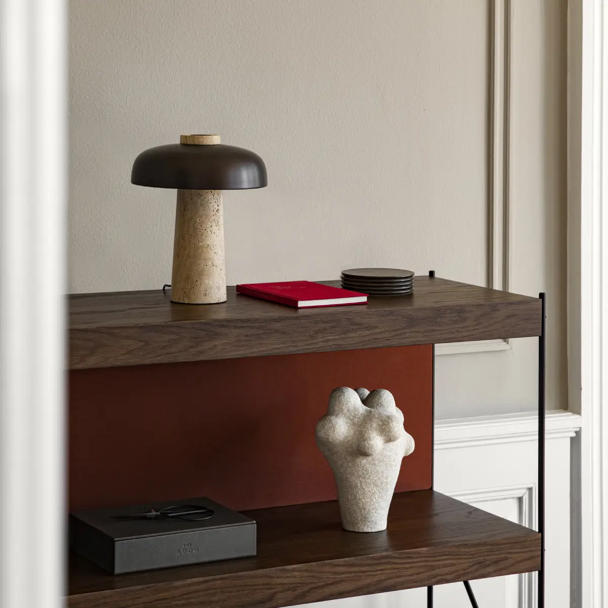 Reverse Bordslampa, Travertine, Sand/Alu.Bronzed