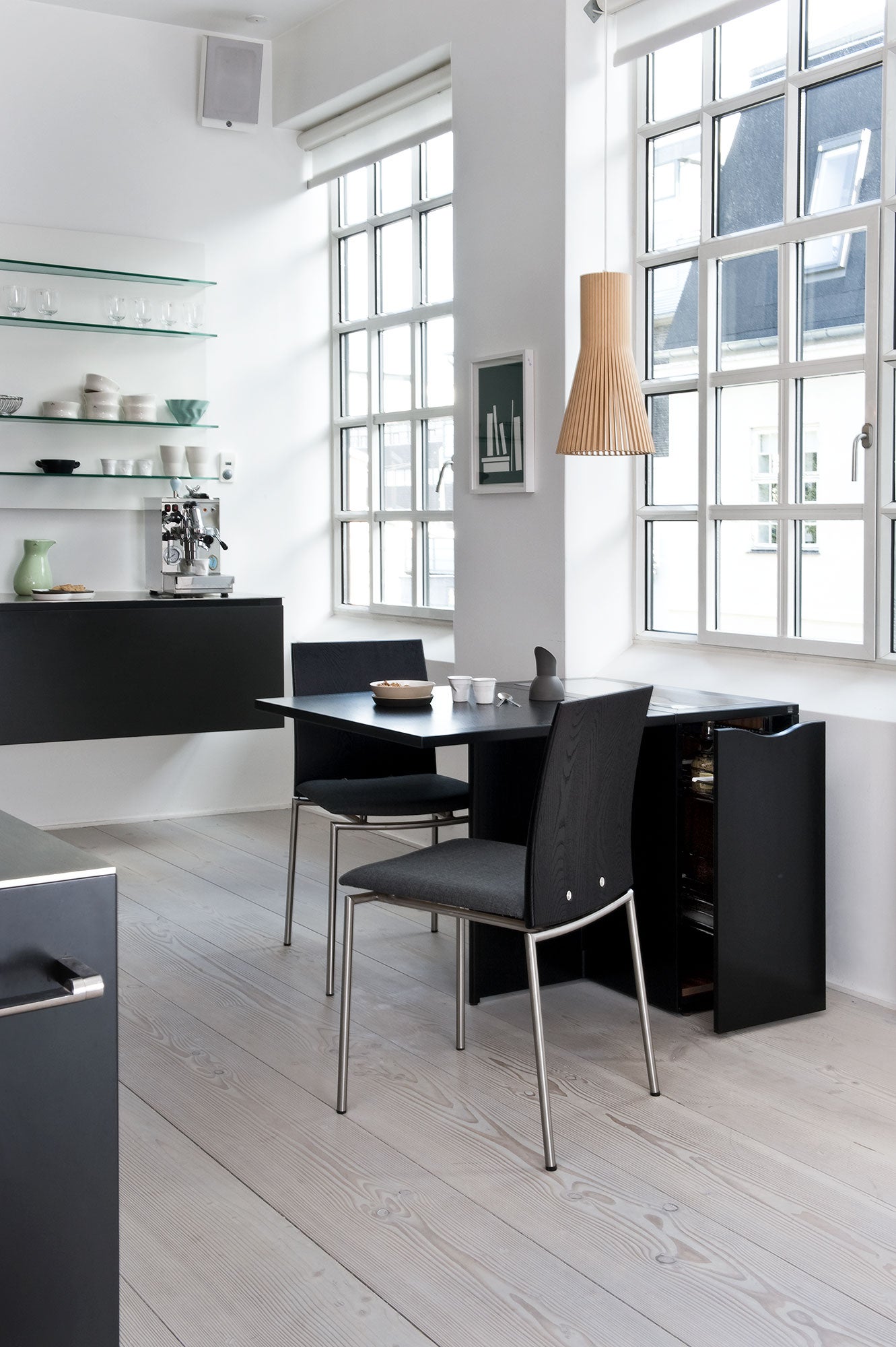 Sm101 Bord Svart Ek Lack 80-109(178)x40x74cm