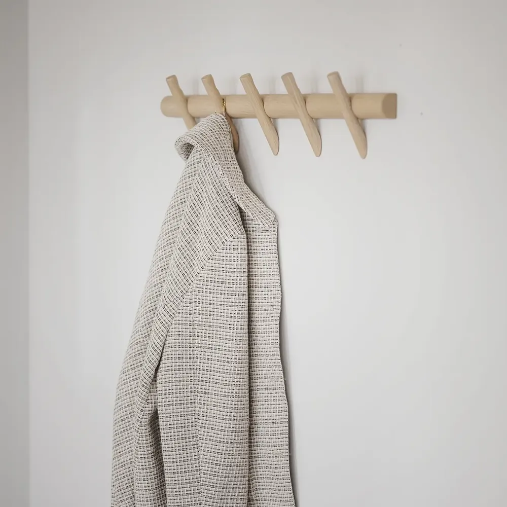 Hillmond kroklist 65 cm vitpigmenterad ek