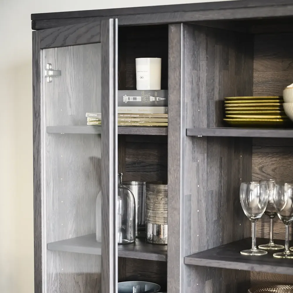 Brooklyn skåp 130 cm mörkbrun ek