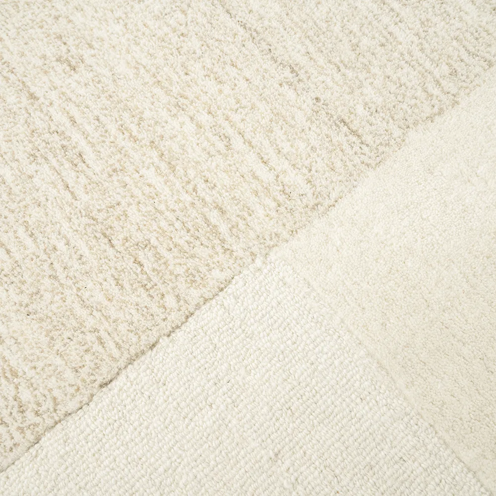 Ullmatta Contour Off-White 290x190 cm