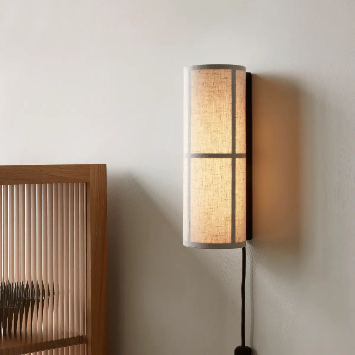 Hashira Vägglampa Linne Raw