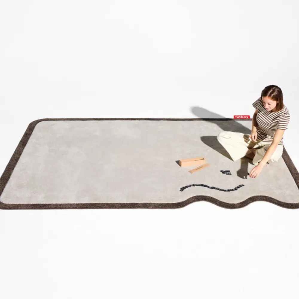 carpet petit not straight creme-brown