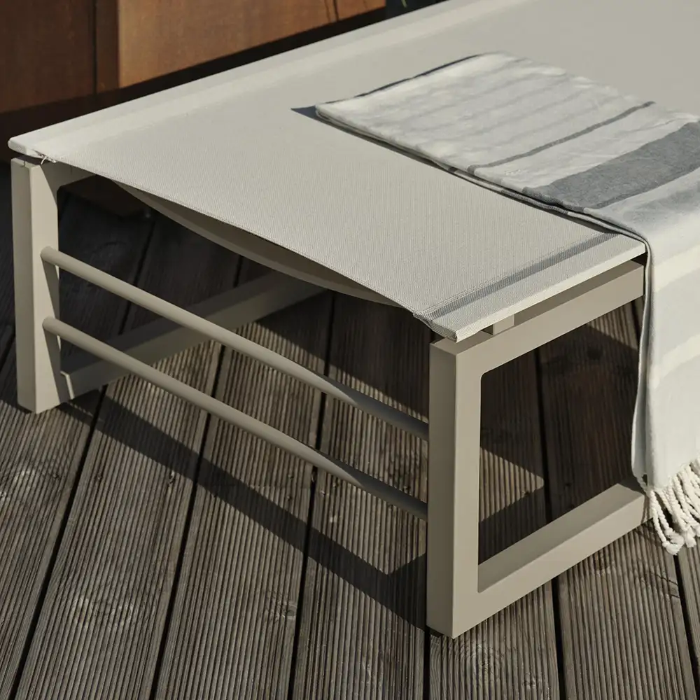 Vevi vilsäng khaki/vit 