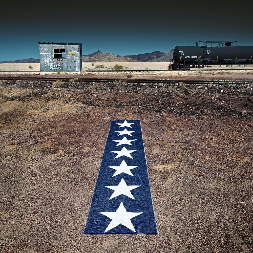 Viggo matta 70x350 cm one dark blue / vanilla 