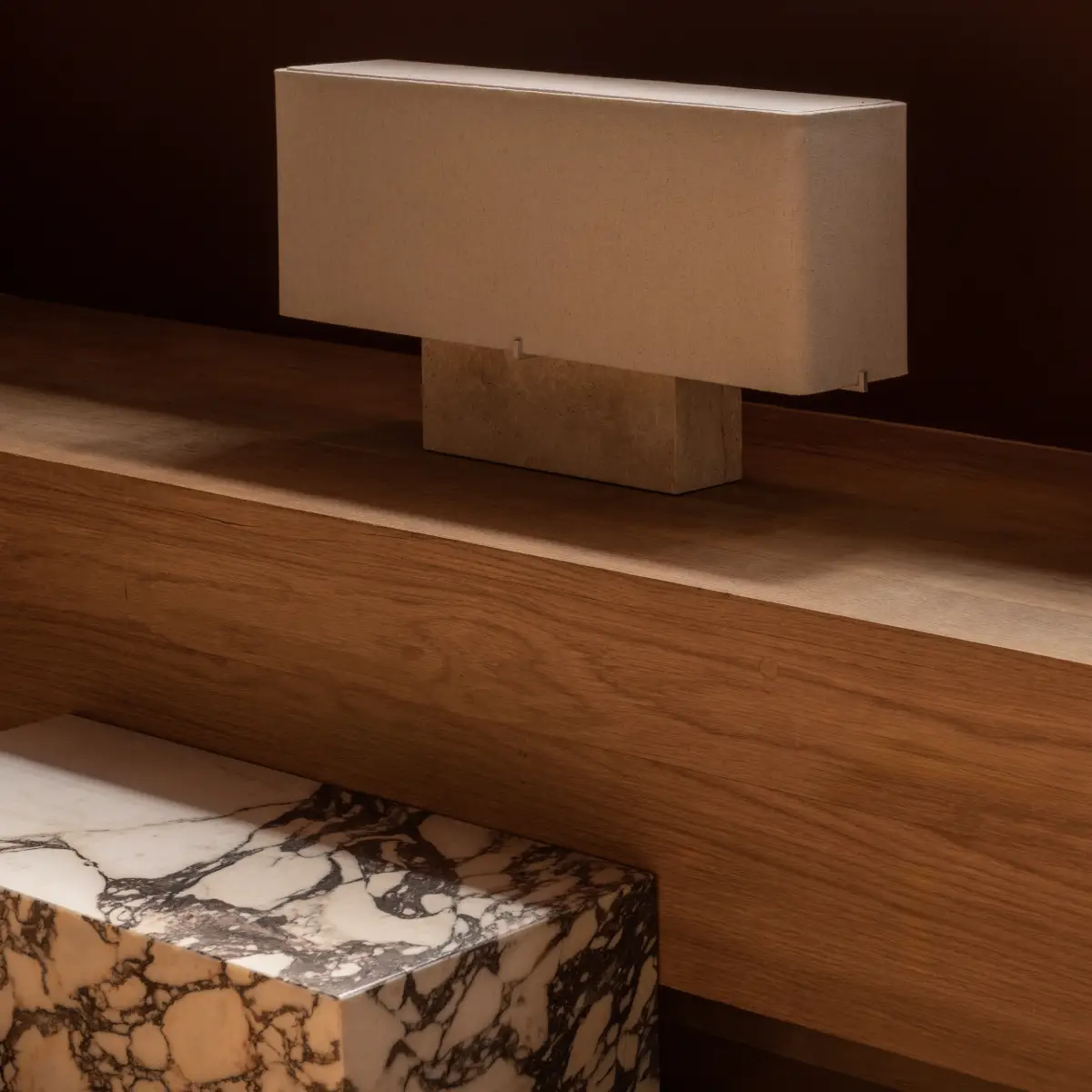 Nonna Bordslampa Travertine Sand/Textile, Sand H30 cm