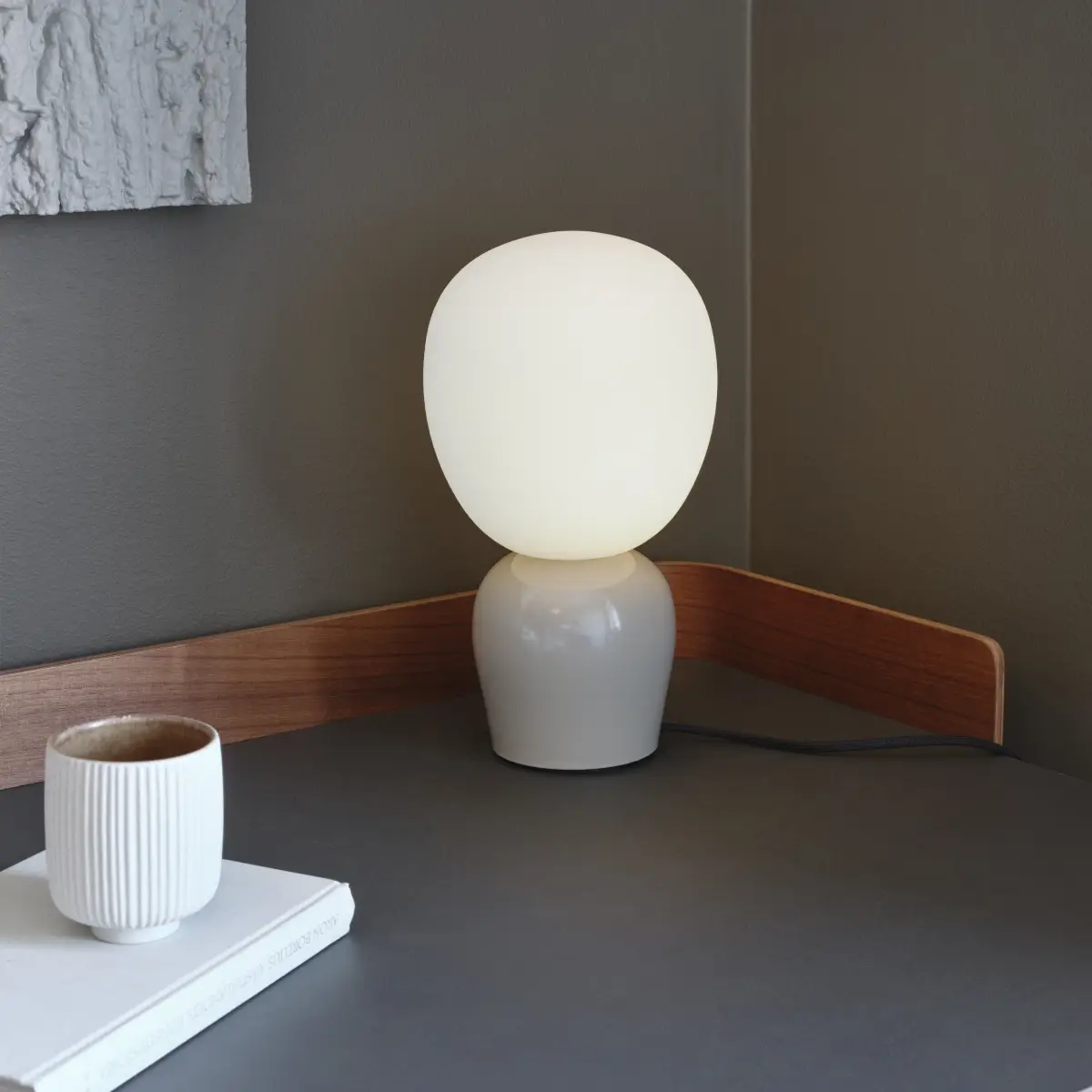 Bordslampa Ø18,4xH33,5 cm Metall/Glas Soft greige