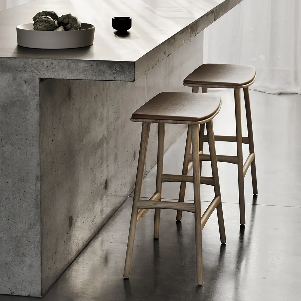 Osso Barpall Låg Ek/Cognac leather 