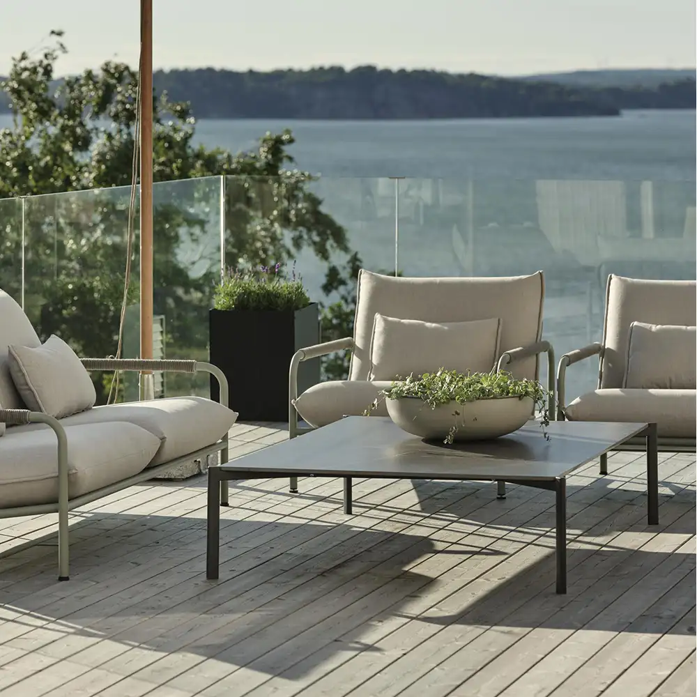 Hallavara soffbord 162x112 cm svart 