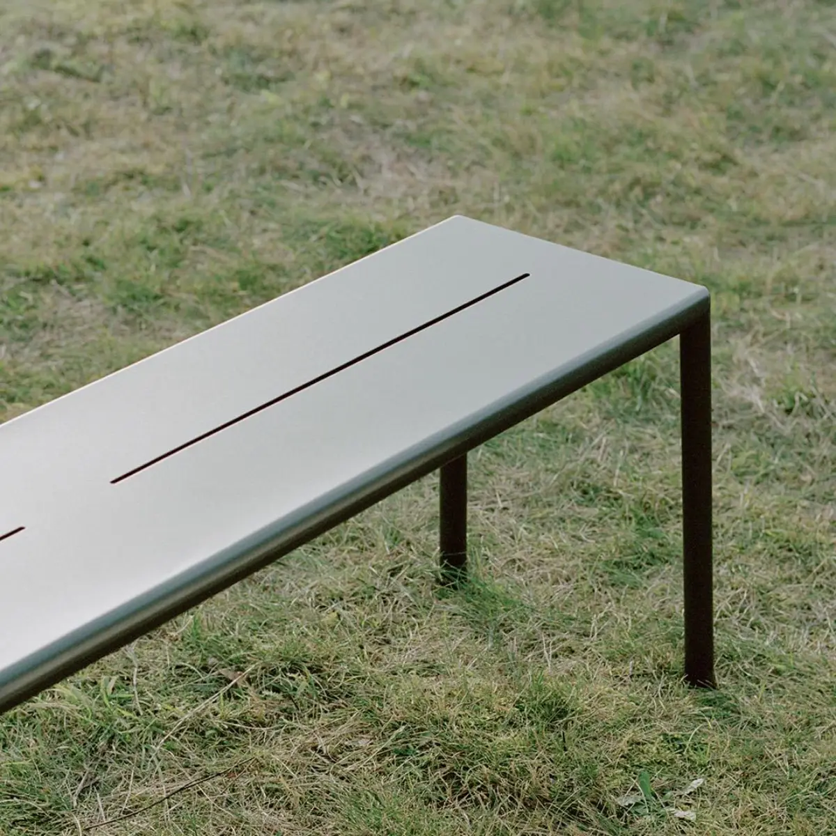 May Bänk 140 x 35 Mörkgrön