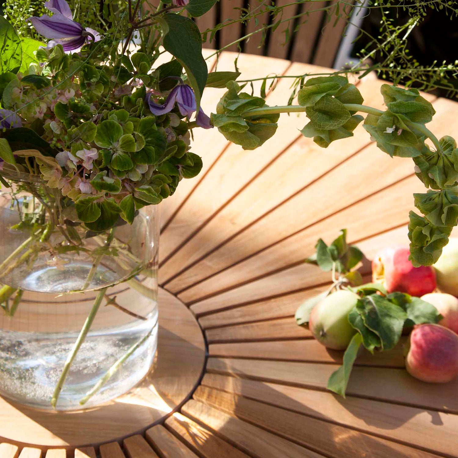 Hard & Ellen trädgårdsbord 150 cm vit/teak 