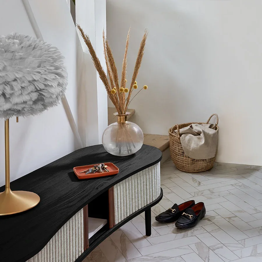 Audacious TV-bänk Svart Ek/Sterling