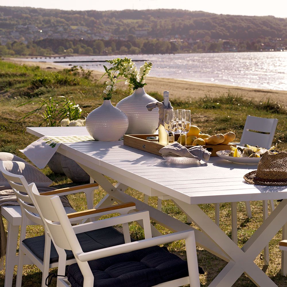 Hillmond bord 100x160/220  cm vit 