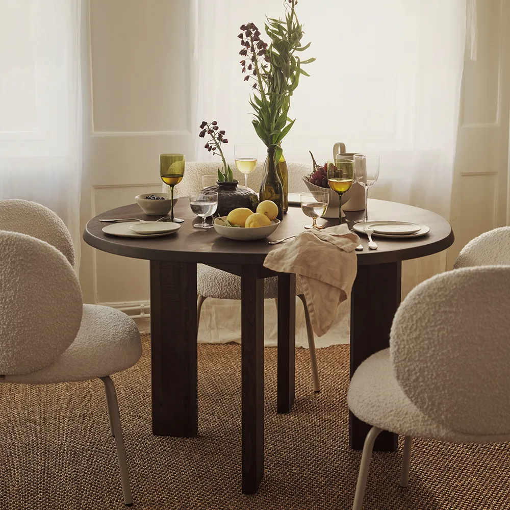 Tarn matbord 115 cm - Dark Stained Beech