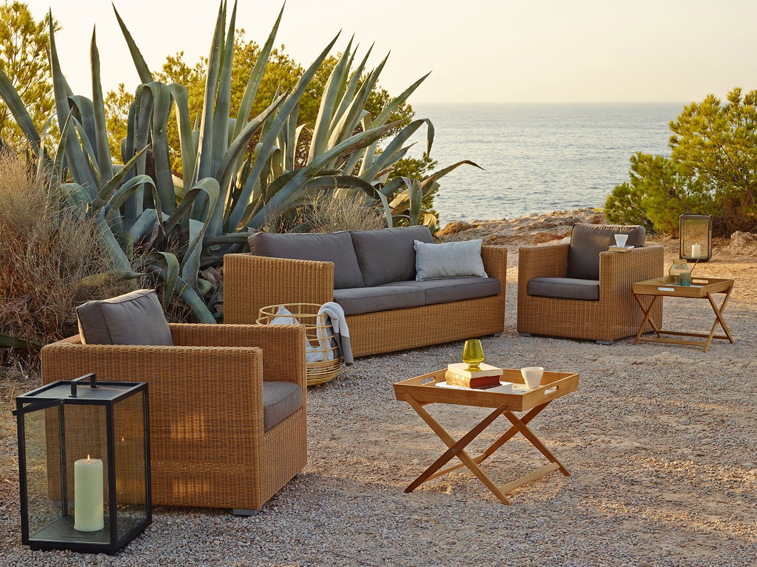 Chester Loungefåtölj Konstrotting Natur 