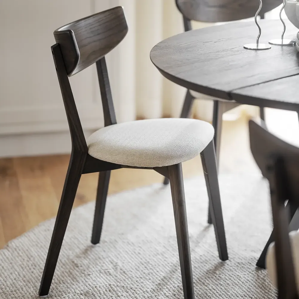 Ami matstol brunlackad ek/beige tyg