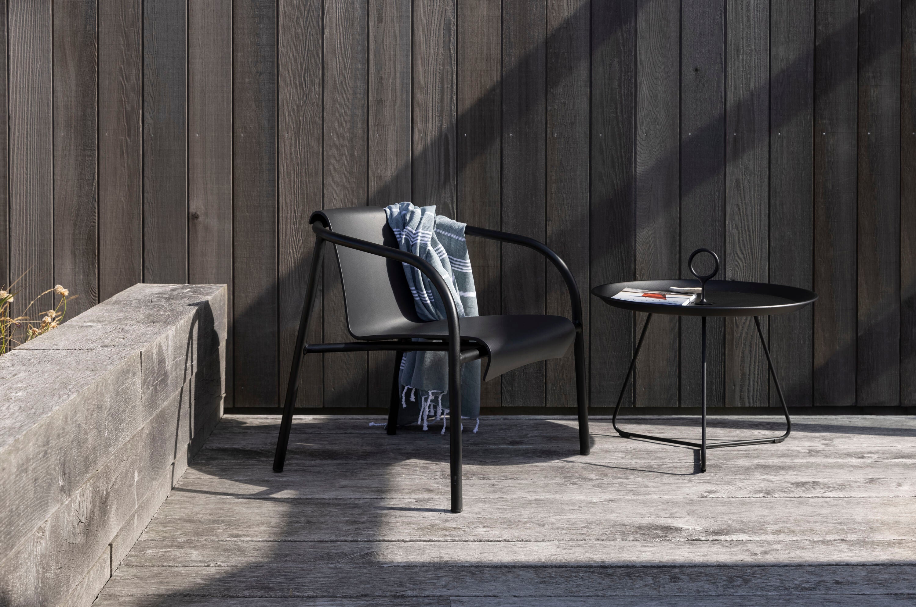 Eyelet sidobord 45 cm Black 