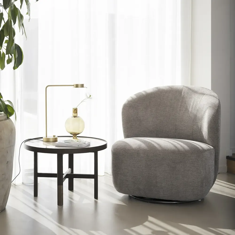 Roselawn snurrfåtölj  beige