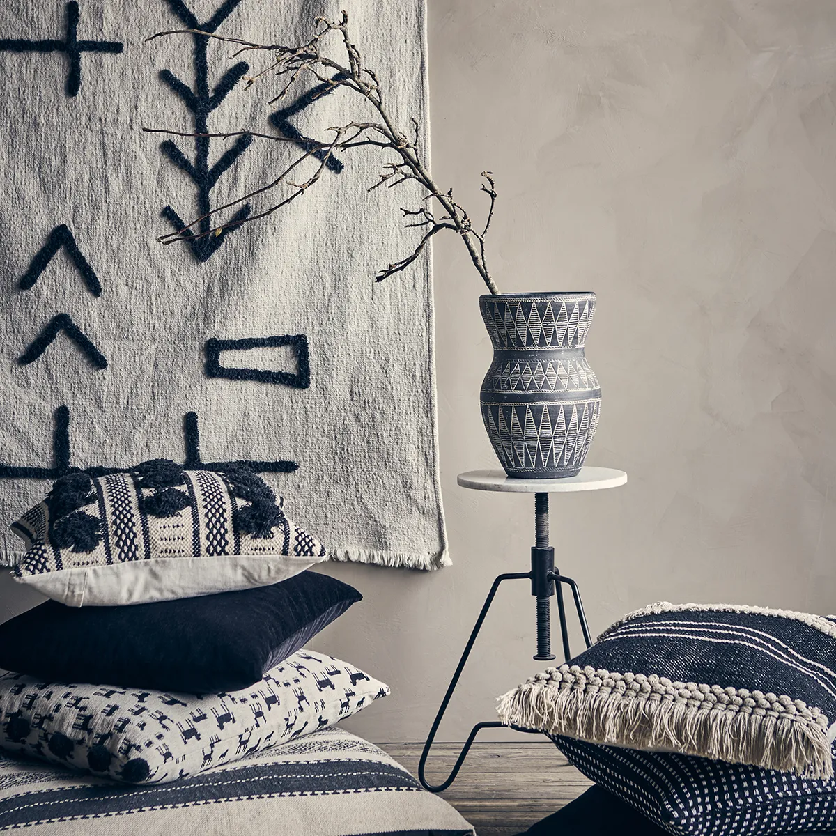 MILAN pall svart Ø44 cm