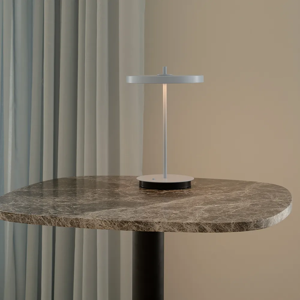 Asteria Move Monochrome Portabel lampa Pale Blue