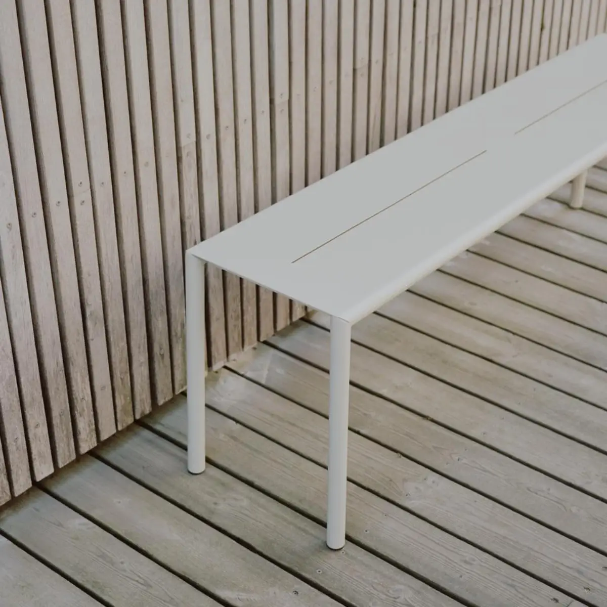 May Bänk 140 x 35 Ljusgrå