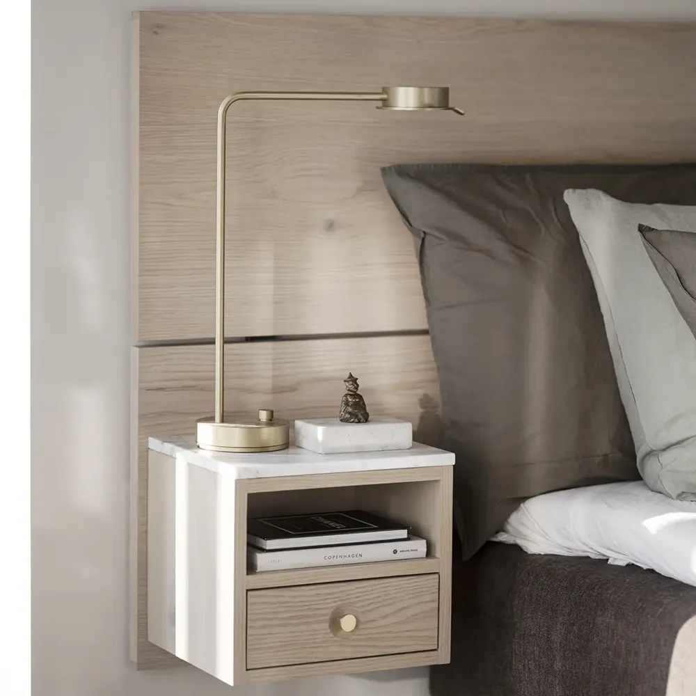 Whitmore sänggavel 240x79 cm vitpigmenterad ek 