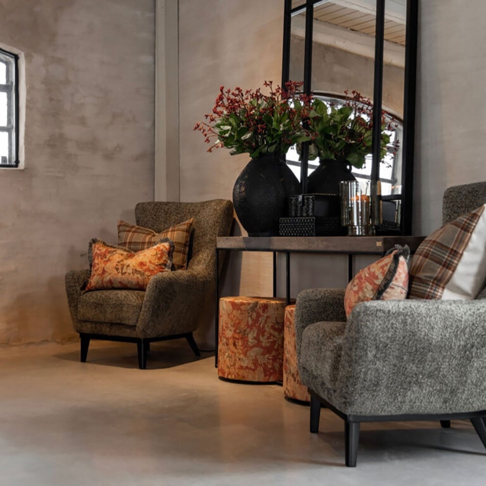 Russel tygfåtölj-Vega forest