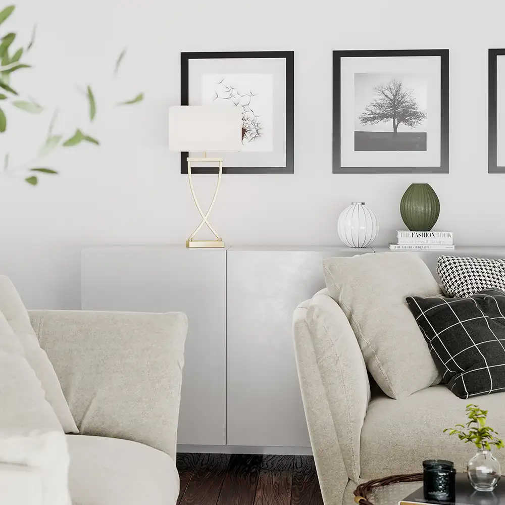 Omega Bordslampa mässing 