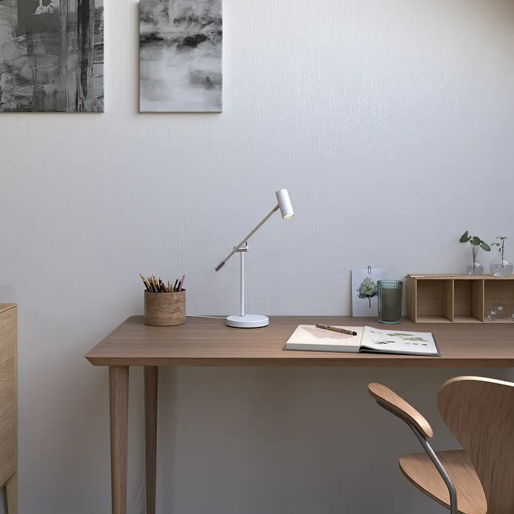 Cato bordslampa mattvit 