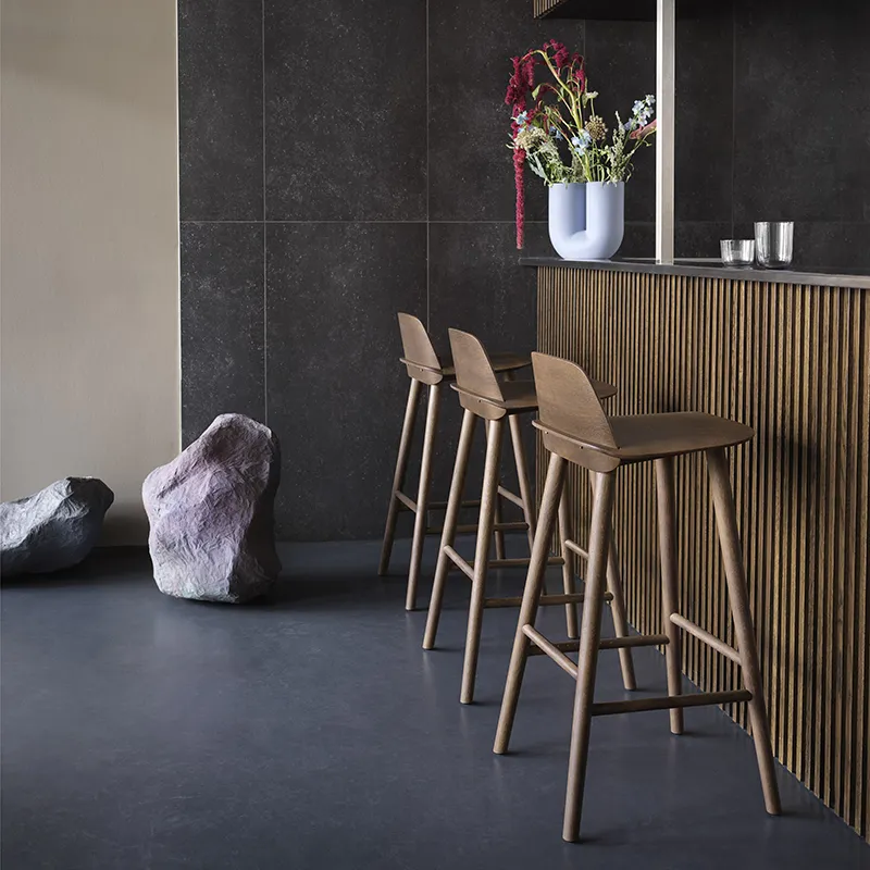 Nerd barstol 75 cm - med fotstöd i metall - Midnight Blue